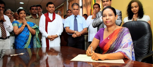 චීන ජාතිකයන් කොන්කරන්න එපා