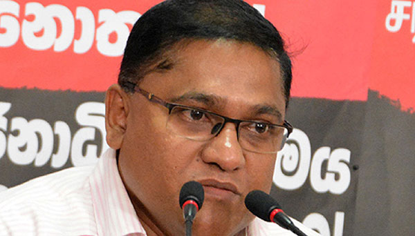 කාබනික පොහොර කියමින් චීනයෙන් නාගරික කසල ගෙන්වන්න සැලසුමක්