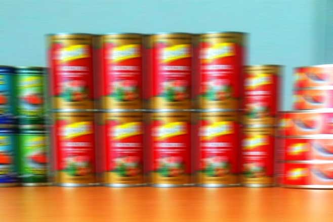 සහන මිළට අළෙවි කළයුතු ටින් මාලු හොර පාරේ