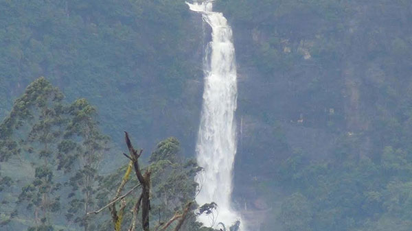 කදුකරයේ දිය ඇලි සක්රීය වෙයි