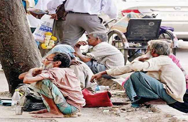 යාචකයන් නිසා නගර වැසියන්ට වෙලදසැල් හිමියන්ට කරදර