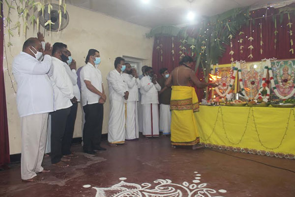 සරස්වති පුජාව