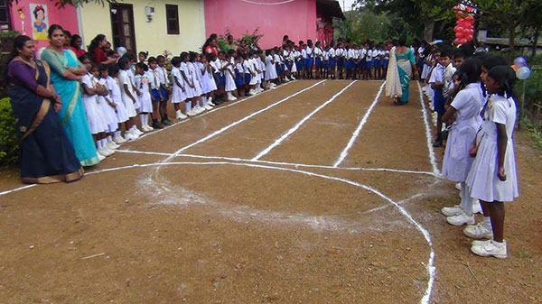 ලෝක ළමා දිනය සමරයි