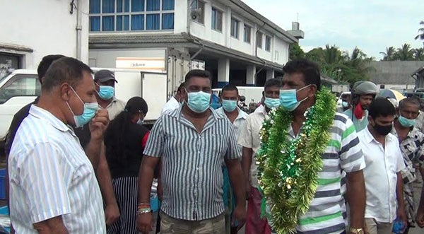 දිලිප්ට හරසර