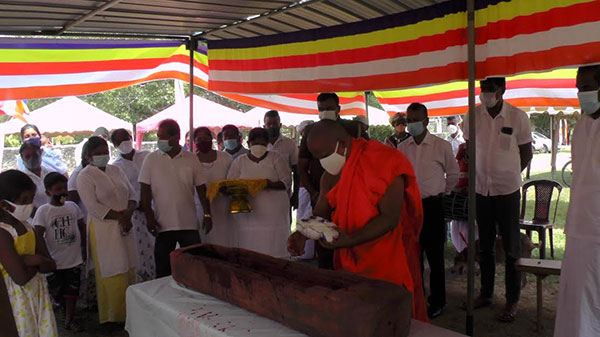 කඨින පිංකම් සෞඛ්ය මාර්ගෝපදේශ අනුගමනය කරමින් සිදු කල යුතුයි