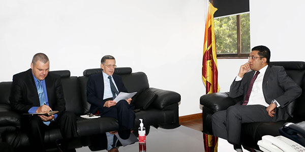 යුරි මැටරි සහ අලි සබ්රි අතර හමුවක්