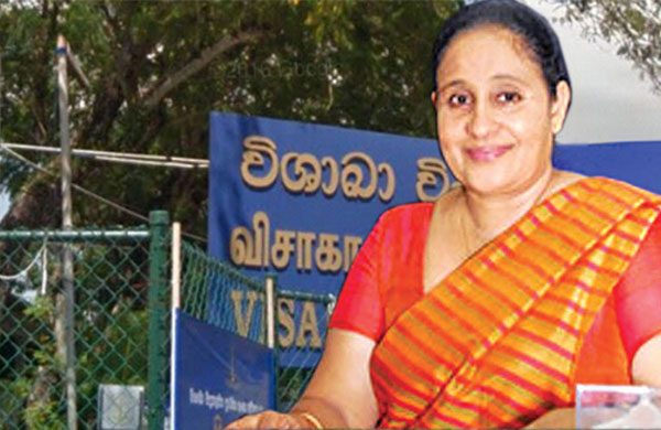 විශාඛා විදුහල්පතිනියට එරෙහිව පැමිණිල්ලක්