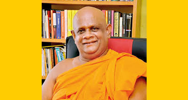 baddegama-samitha-himi