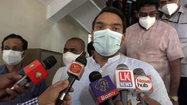 කොරෝනා එන්නත් එකලස් කිරීමේ වැඩසටහනක් මෙරටදී