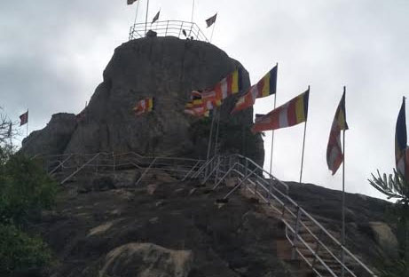 බැතිමතුන් නොමැතිව පොසොන් පිංකම්