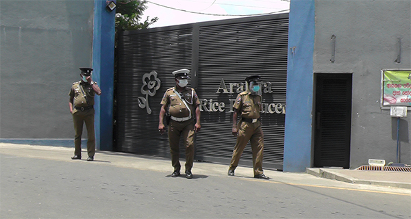 පුලතිසිපුර සහල් මෝල් වලට ආණ්ඩුවෙන් කඩා පනියි!