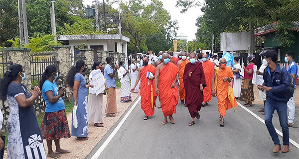 පරාක්‍රම සමුද්‍රය රැක ගැනීම වෙනුවෙන් පෙත්සමක්