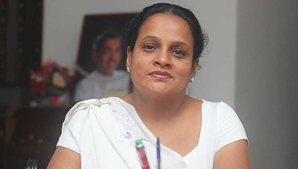 මහ කන්නයට තවමත් ගොවීන් සූදානම් නෑ.. මහා සාගතයක් අතලගද ?