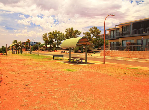 aus