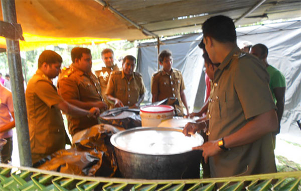 පොසොන් දන්සල් පැවැත්වීමට අවසර ලබාදීම ගැන දැනුම්දීමක්