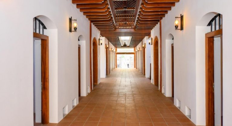 ඓතිහාසික ඇහැලේපොල වලව්ව ශ්රී දළදා මාලිගාවට