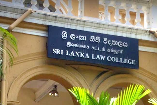 නීති විද්‍යාලයේ අධ්‍යයන ගාස්තු 150% සිට 1,400% දක්වා ඉහළට