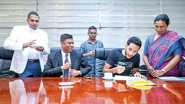 ලෝක ප්‍රකට Nas Daily ලංකාවට ඇවිත් කරන්න යන දේ