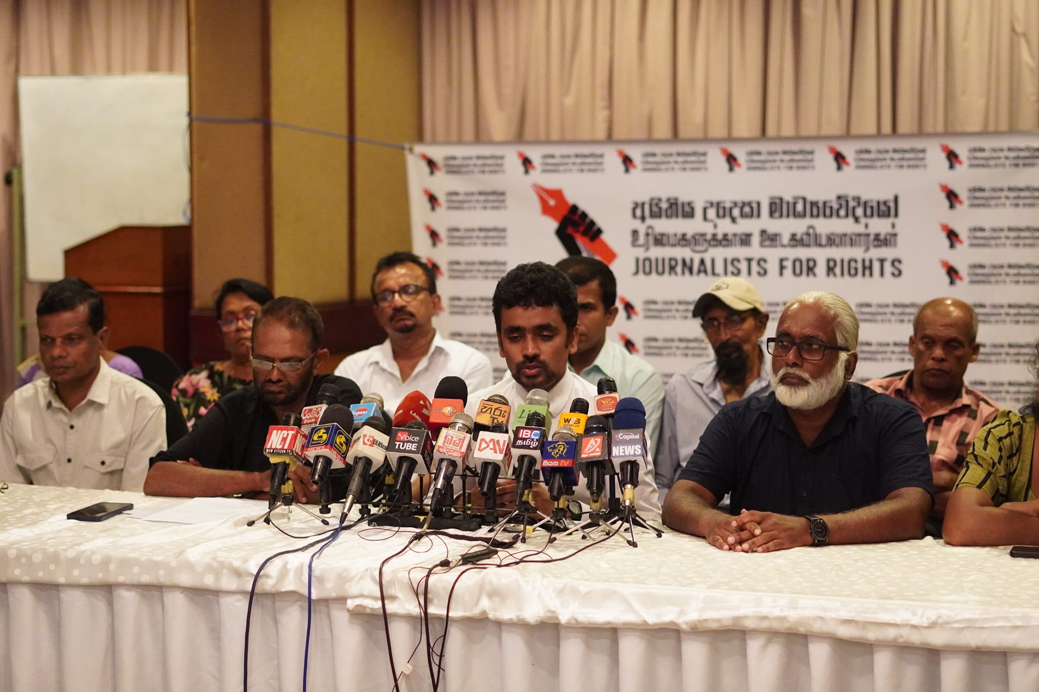 Journalists for Rights press Balance public interests and rights when bringing new laws, Journalists for Rights say