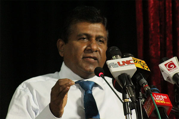 ලිංගික පනත හකුලා ගනියි