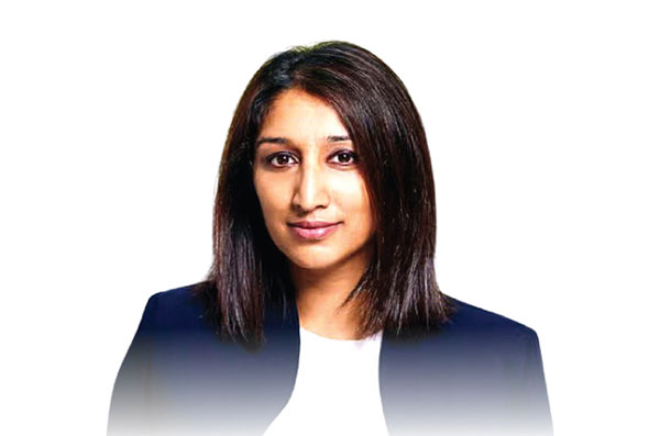 නීතිඥවරියට නඩු විභාගය අතරතුර නින්ද යයි