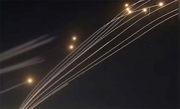 ඊශ්රායලයට ප්රහාරයක්