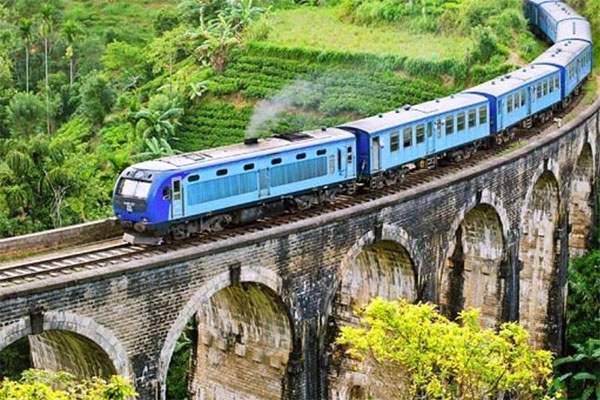 colombo fort to badulla train time table