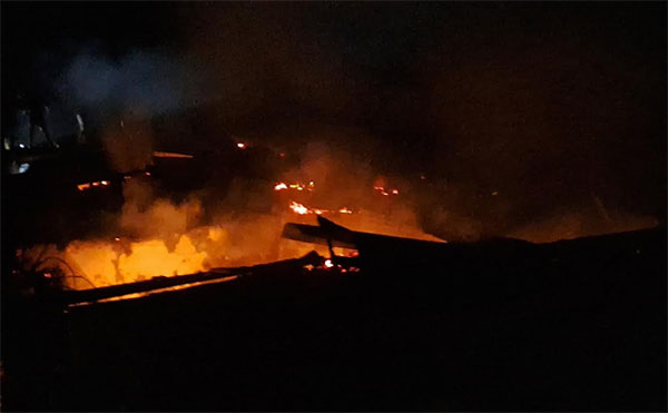 dailyreporter හැටන් ෂැනන් වතුයාය ගින්න ලයින් කාමර විනාශය හැටන් වතුයාය ගින්න 2023 ෂැනන් වතුයාය අවතැන්වූ පිරිස් හැටන් ද්රවිඩ විදුහල අවතැන්වූ පිරිස්